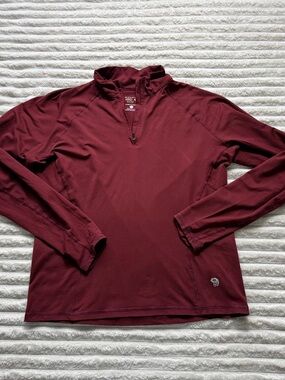 Mountain Hardwear Women’s Burgundy Mock Neck Long